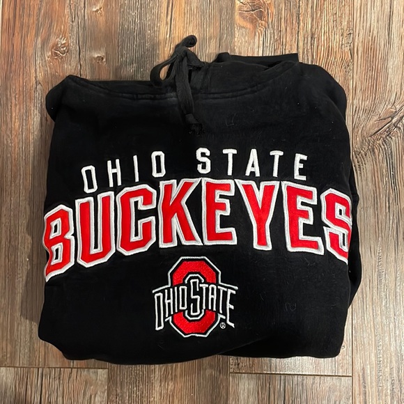 Tops - ohio state college size small hoodie